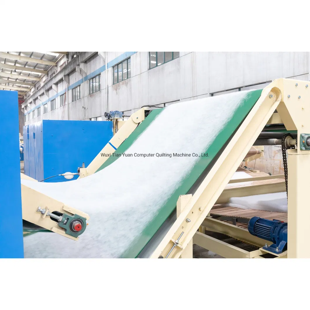 Quilt Bedding Covering Non-Woven Mattress Topper Comforter Filling Making Machine Production Line (HFJ-88)